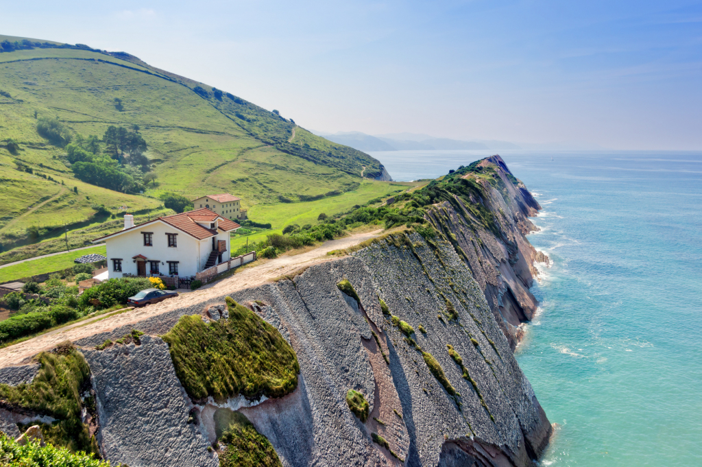 Pueblos con Encanto Cerca de San Sebastián - Guía y Dónde Alojarse