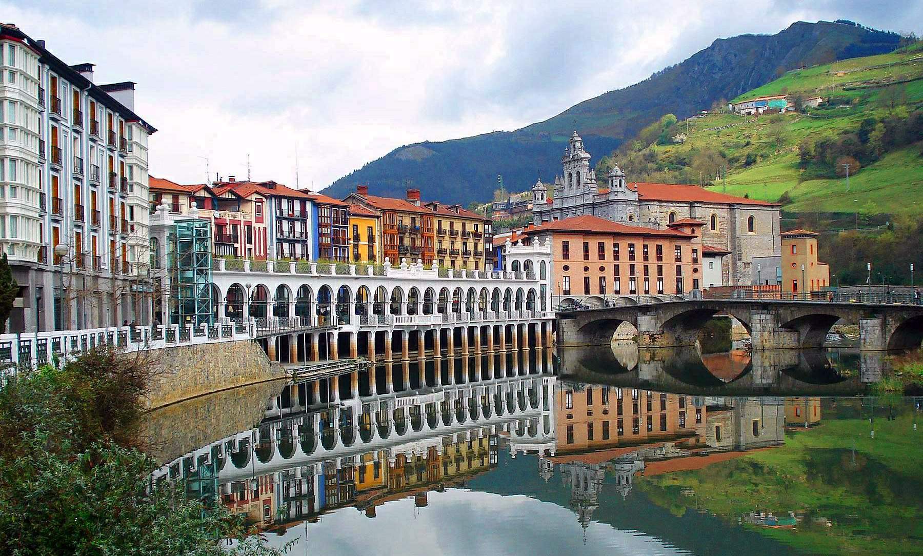 Tolosa - Los pueblos bonitos cerca de San Sebastián.