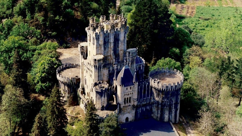 Castillo de Butrón - Las mejores excursiones que puedes realizar durante tu visita a San Sebastián