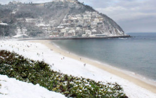 Disfrutar de los paisajes invernales que nos regala esta ciudad. - Hotel K10